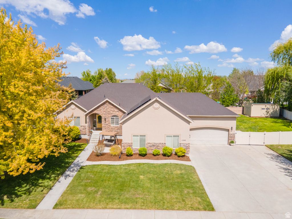 1580 CRESTMONT WAY, Kaysville, UT 84037