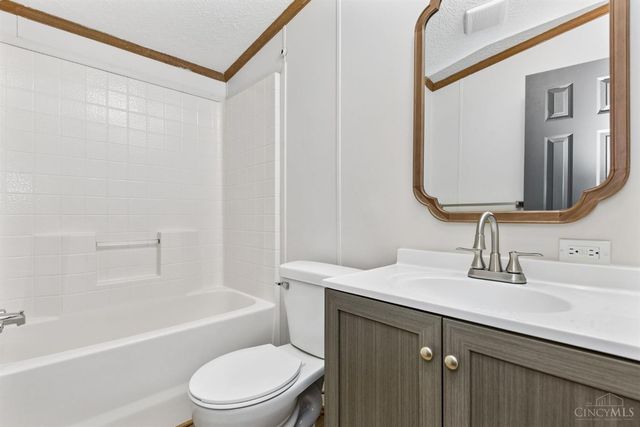 2097 Greenbush West Road, Sterling Twp, OH 45176