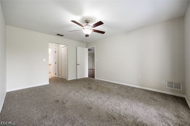 1418 SW 11th PL, Cape Coral, FL 33991