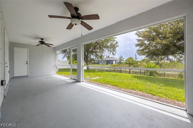 1418 SW 11th PL, Cape Coral, FL 33991