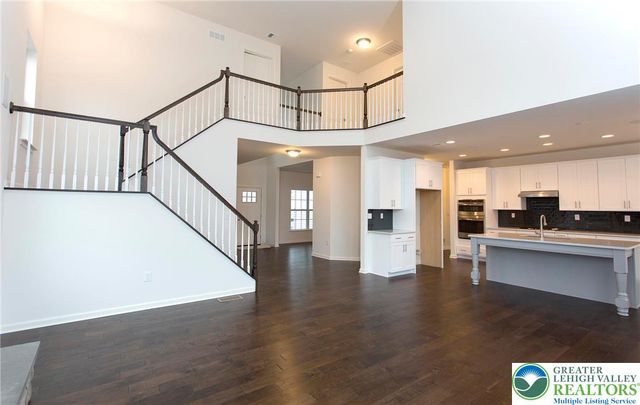 25 Charlie Court 2, Williams Twp, PA 18042