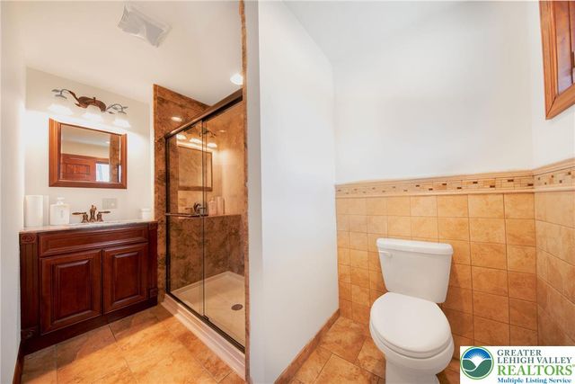 374 Packer Drive, Packer Twp, PA 18255