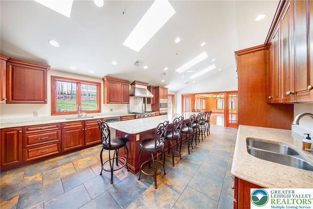 374 Packer Drive, Packer Twp, PA 18255