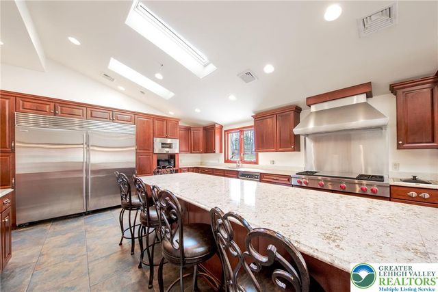 374 Packer Drive, Packer Twp, PA 18255