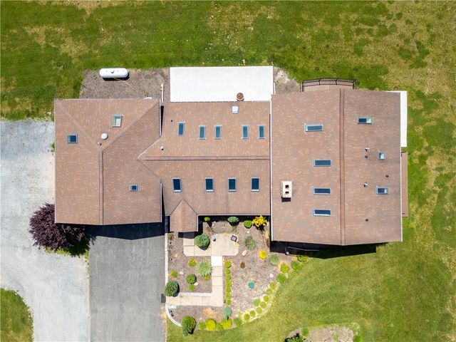 374 Packer Drive, Packer Twp, PA 18255