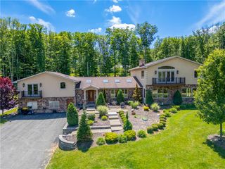 374 Packer Drive, Packer Twp, PA 18255