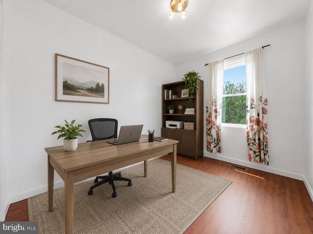 624 KNIGHTSBRIDGE DR, Hagerstown, MD 21740