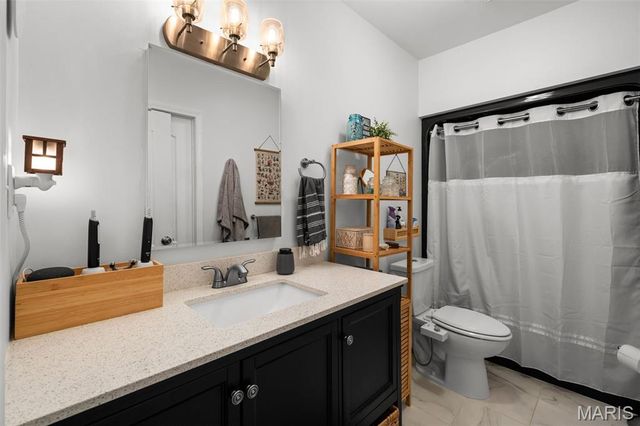 7416 Canterbury Avenue, St Louis, MO 63143