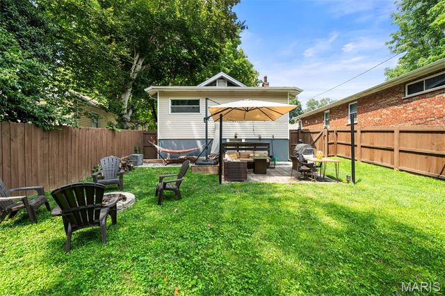 7416 Canterbury Avenue, St Louis, MO 63143