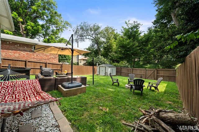 7416 Canterbury Avenue, St Louis, MO 63143