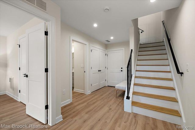 382 Notre Dame Street, Grosse Pointe, MI 48230
