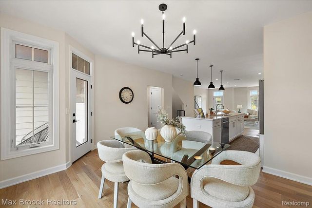 382 Notre Dame Street, Grosse Pointe, MI 48230