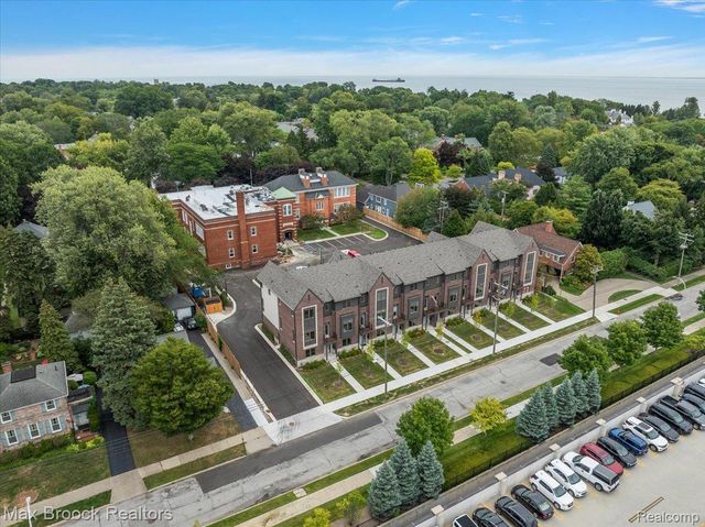 382 Notre Dame Street, Grosse Pointe, MI 48230