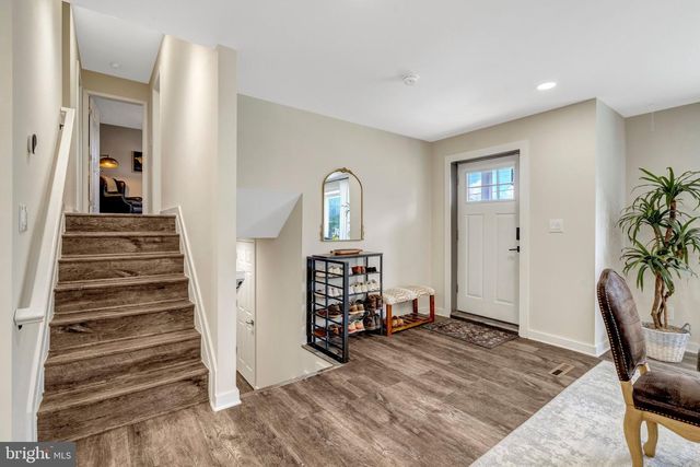 5410 MONTGOMERY ST, Springfield, VA 22151