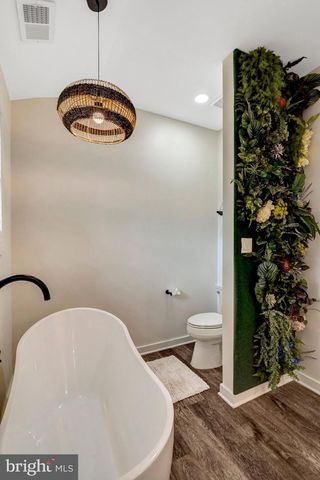 5410 MONTGOMERY ST, Springfield, VA 22151