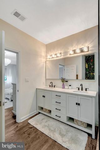 5410 MONTGOMERY ST, Springfield, VA 22151