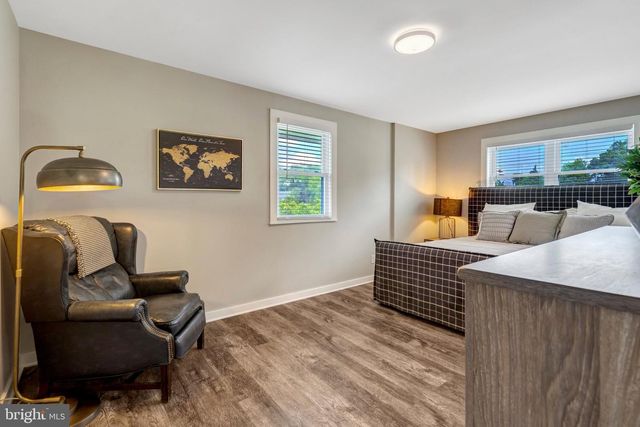 5410 MONTGOMERY ST, Springfield, VA 22151