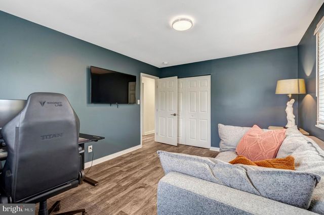 5410 MONTGOMERY ST, Springfield, VA 22151
