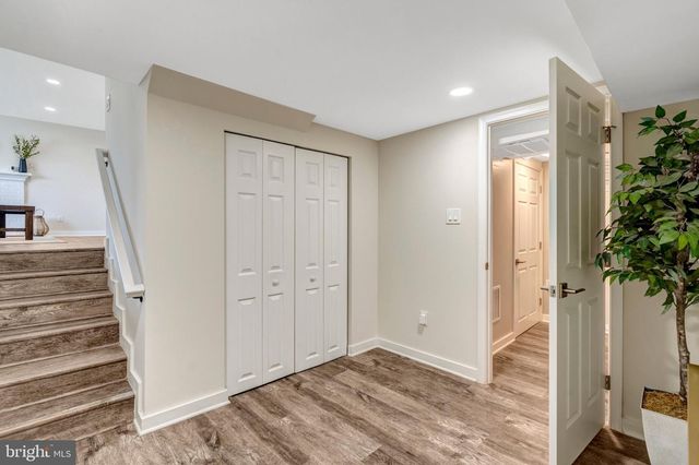 5410 MONTGOMERY ST, Springfield, VA 22151
