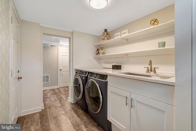 5410 MONTGOMERY ST, Springfield, VA 22151