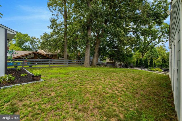 5410 MONTGOMERY ST, Springfield, VA 22151