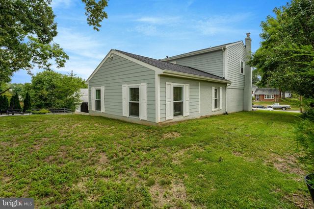 5410 MONTGOMERY ST, Springfield, VA 22151