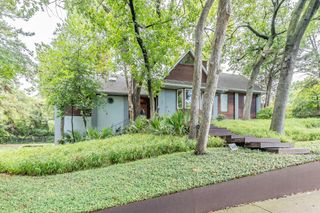 2007 Timbergrove Circle, Dallas, TX 75208