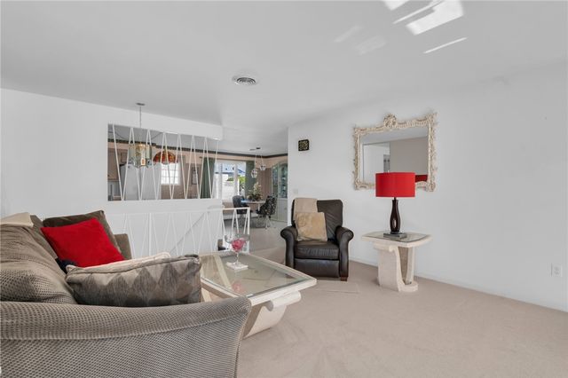 15 Pine Street, North Providence, RI 02911