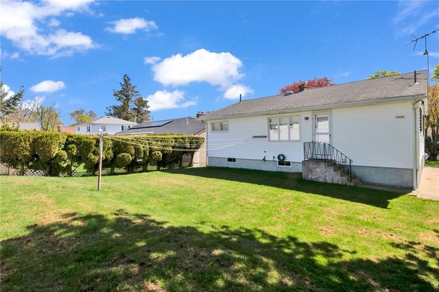 15 Pine Street, North Providence, RI 02911