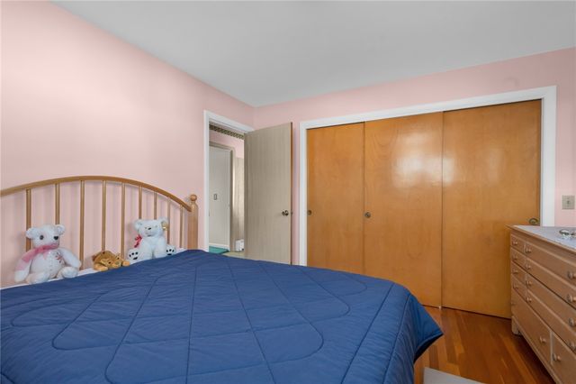 15 Pine Street, North Providence, RI 02911