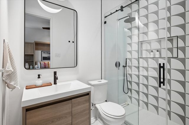 432 Trinity River Circle, Dallas, TX 75203