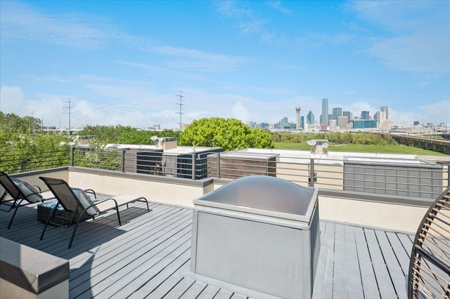 432 Trinity River Circle, Dallas, TX 75203