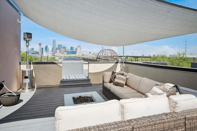 432 Trinity River Circle, Dallas, TX 75203