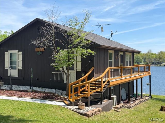 201 W Lakeview Drive, De Soto, MO 63020