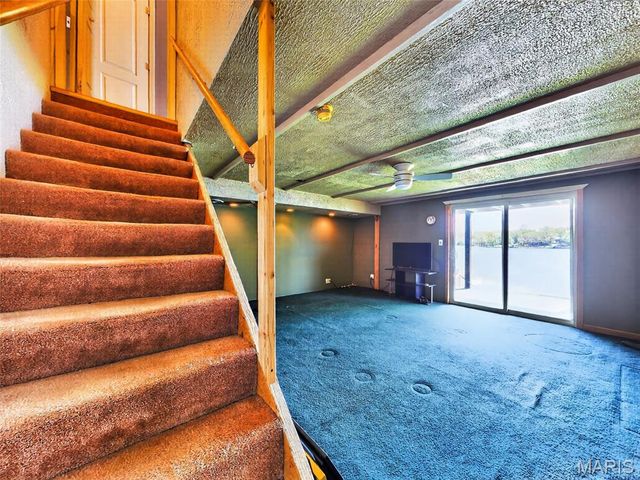 201 W Lakeview Drive, De Soto, MO 63020