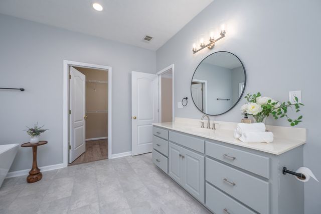 952 Day Lake Drive, Midland, GA 31820