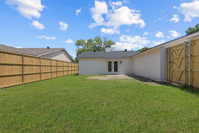 3234 Castle Rock Lane, Garland, TX 75044