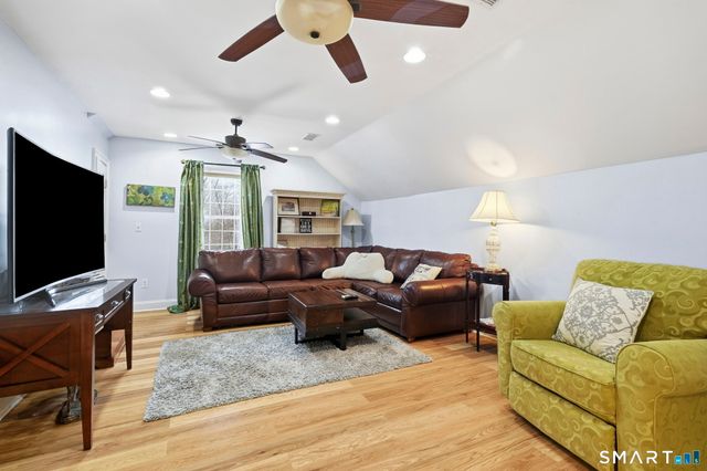 24 Scott Road, Oxford, CT 06478