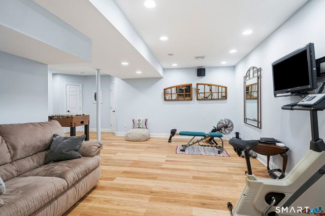 24 Scott Road, Oxford, CT 06478