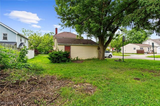 348 Arlington Boulevard, Newton Falls, OH 44444