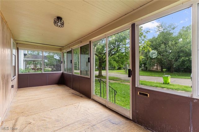 348 Arlington Boulevard, Newton Falls, OH 44444