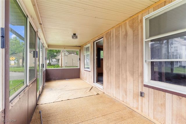 348 Arlington Boulevard, Newton Falls, OH 44444