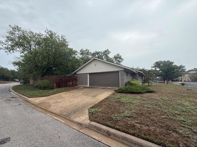 5705 Coventry LN, Austin, TX 78723
