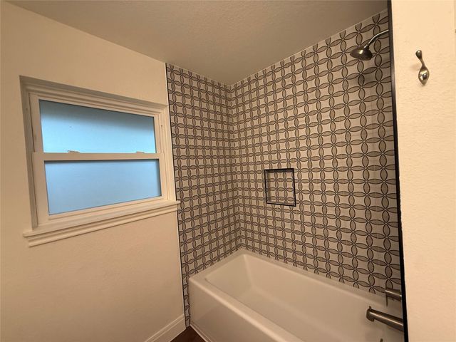 5705 Coventry LN, Austin, TX 78723