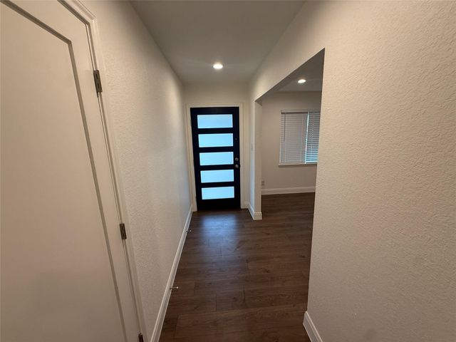 5705 Coventry LN, Austin, TX 78723