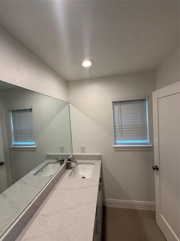 5705 Coventry LN, Austin, TX 78723