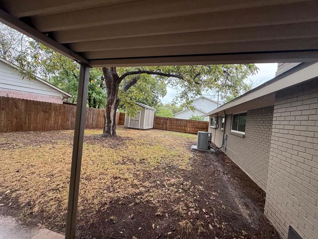 5705 Coventry LN, Austin, TX 78723