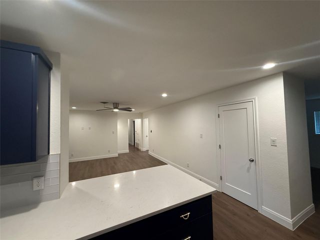 5705 Coventry LN, Austin, TX 78723