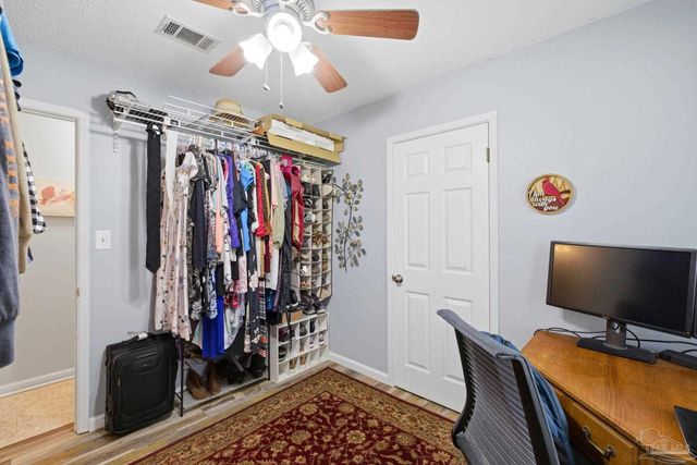 620 Eden Ln, Cantonment, FL 32533