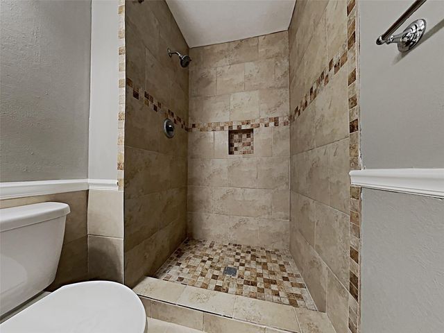 2902 Clear Ridge Drive, Houston, TX 77339